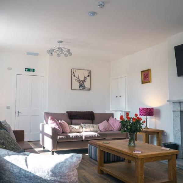 Tigh Sorcha Lounge